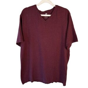 H&M Maroon Burgundy Slim Fit Tee Size XL Casual Streetwear Layering Minimalist